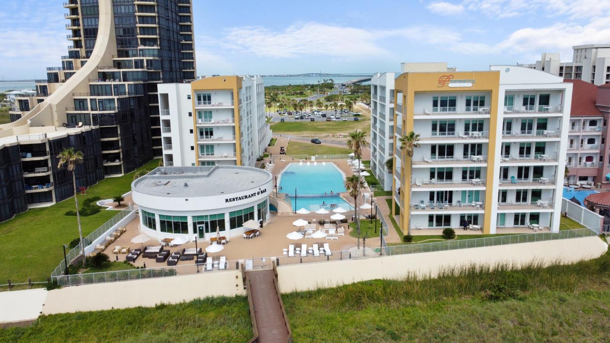 Peninsula Island Resort & Spa - Beachfront Property At South Padre Island Exterior photo